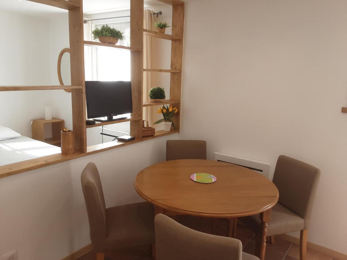 Le Chemin De Bruniele Apartment Aubres Luaran gambar