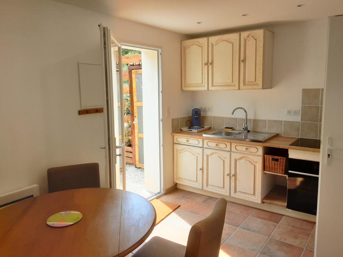 Le Chemin De Bruniele Apartment Aubres Luaran gambar