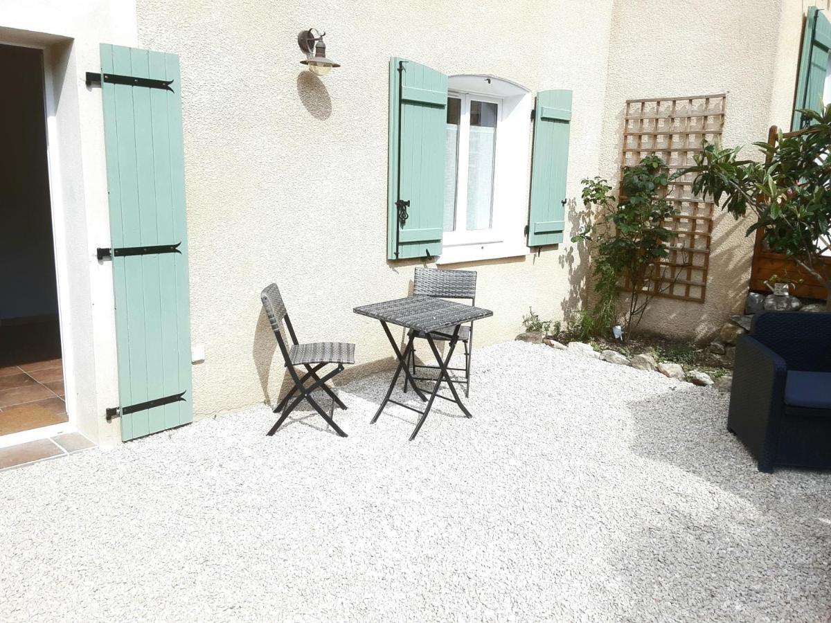 Le Chemin De Bruniele Apartment Aubres Luaran gambar